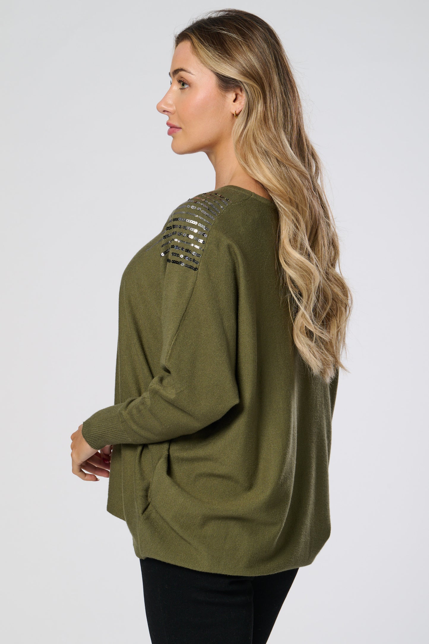 Sequin Embellished V-Neck Knitted Top