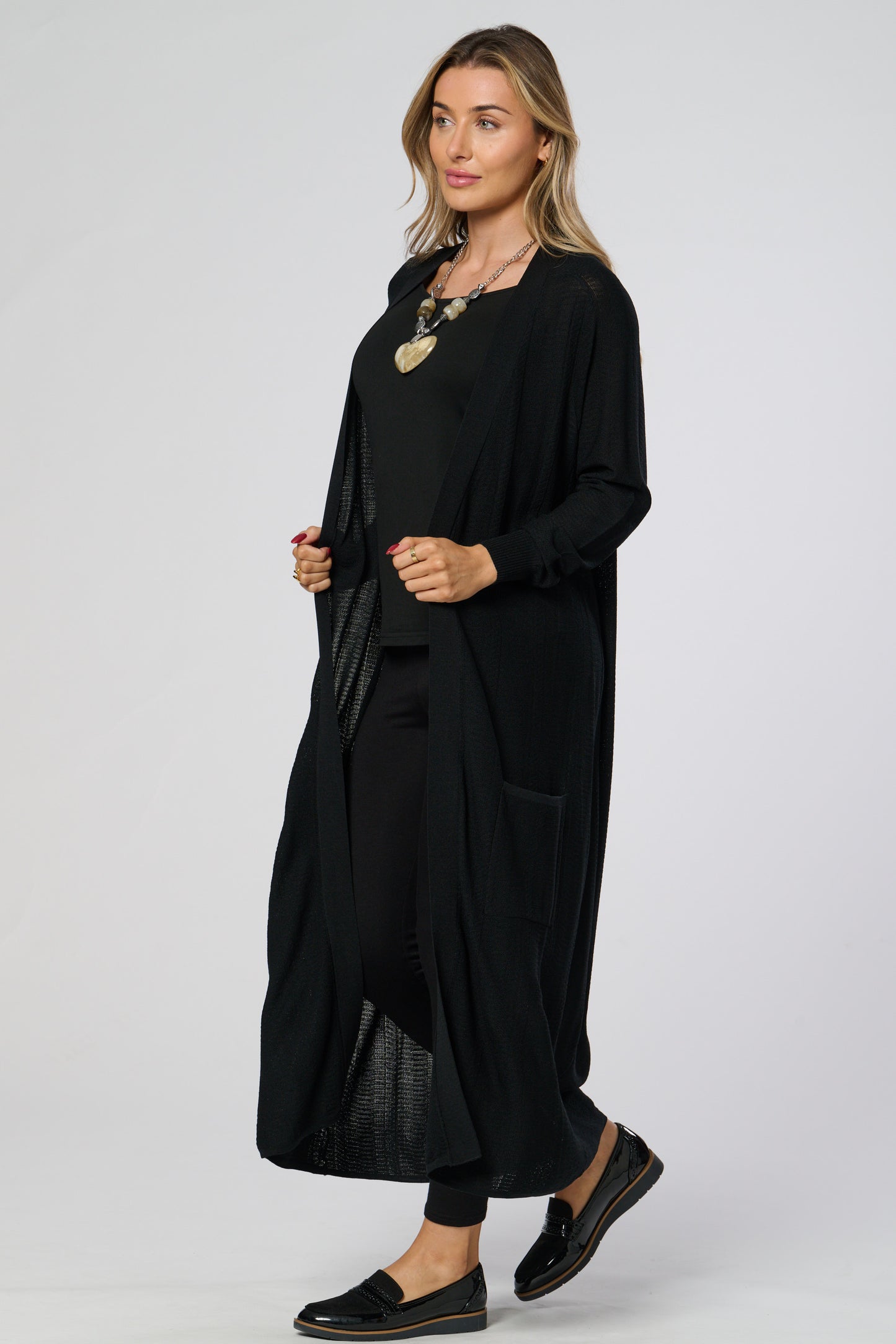 Long Knitted Cardigan With Pockets