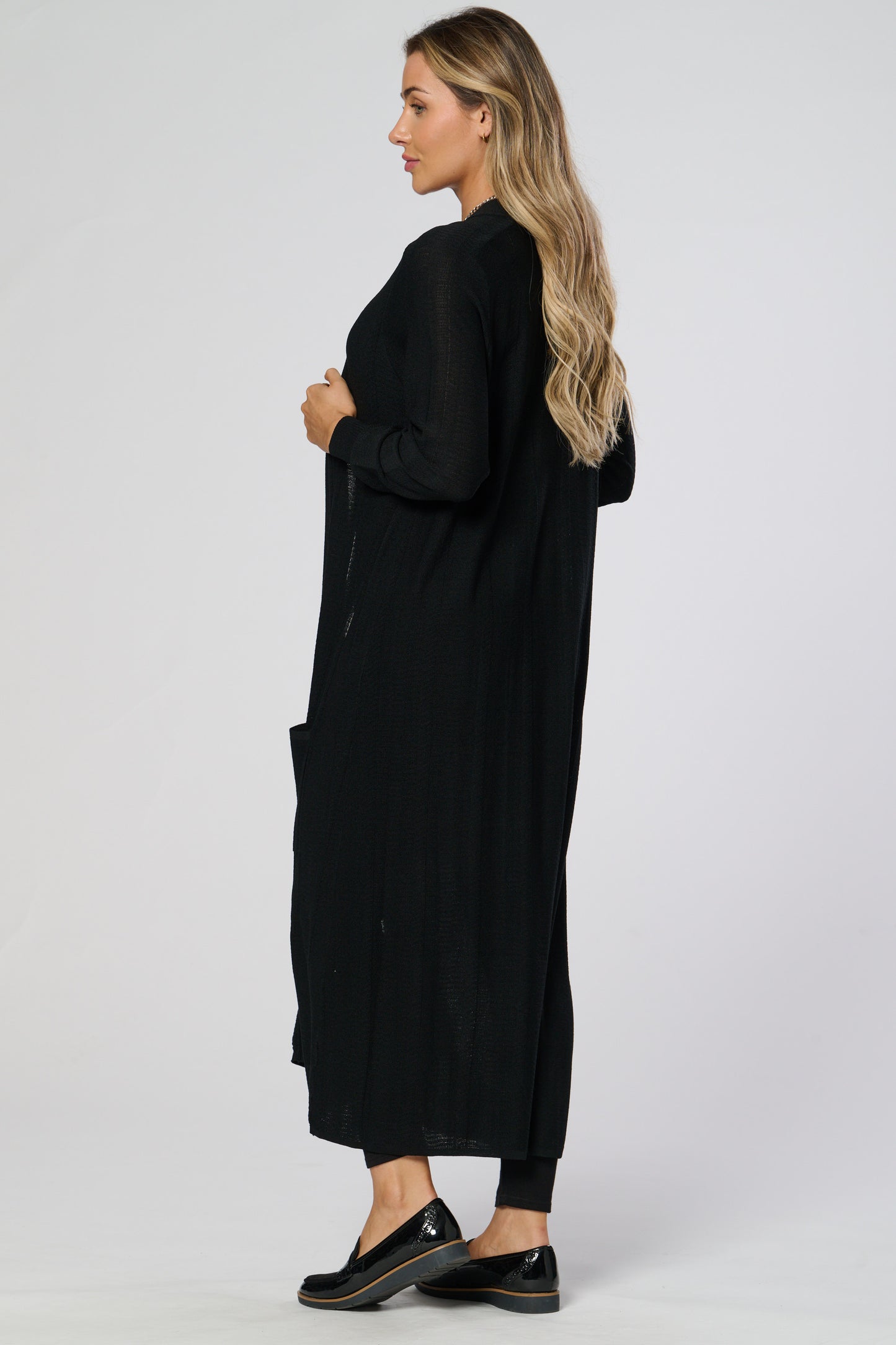 Long Knitted Cardigan With Pockets