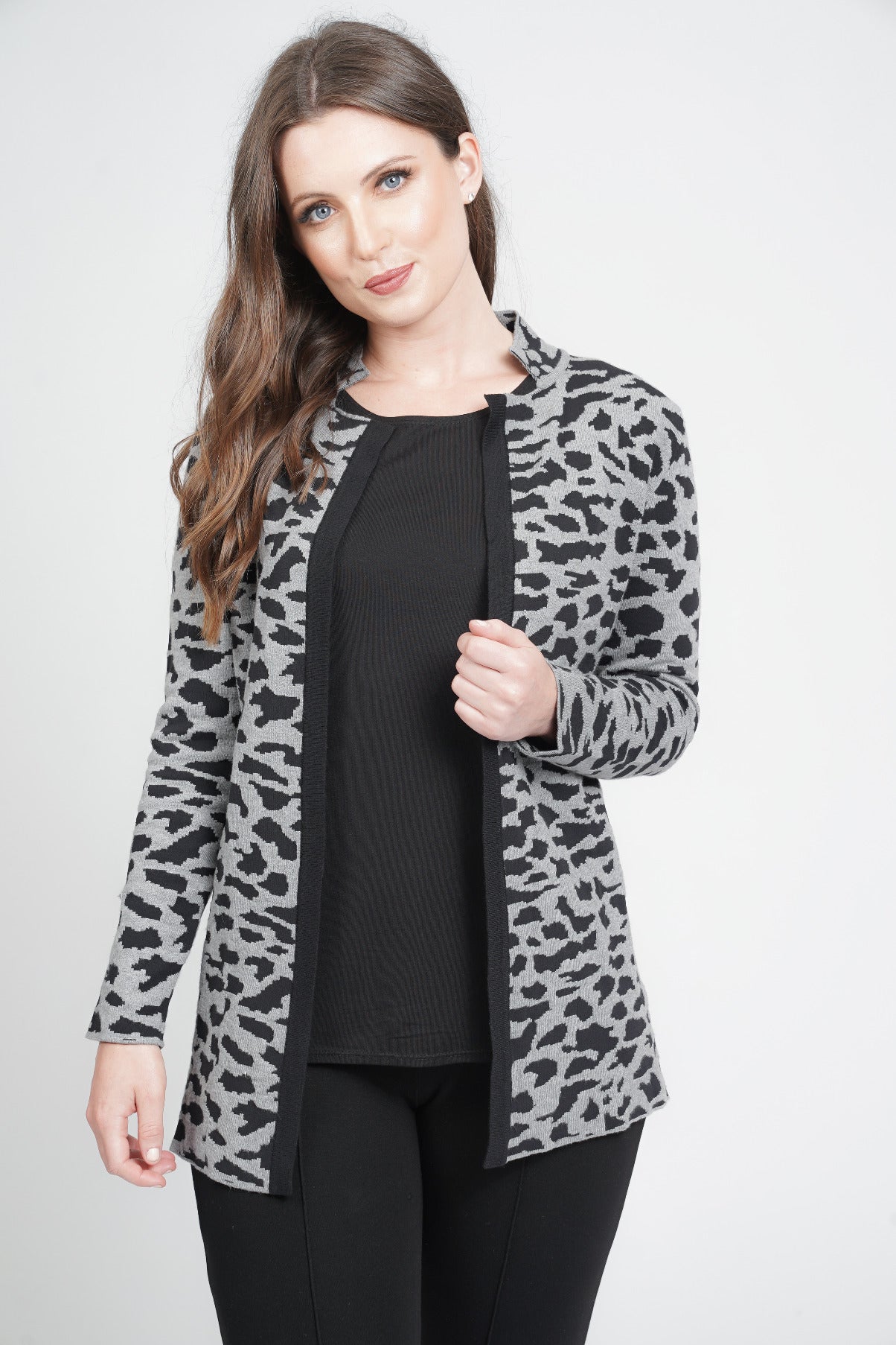 Long Sleeved Animal Knitted Cardigan