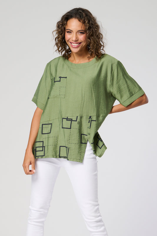 7559-A Oversized print/plain top with breast pocket and button split (Wholesale Pack Of 7) Pre-Order