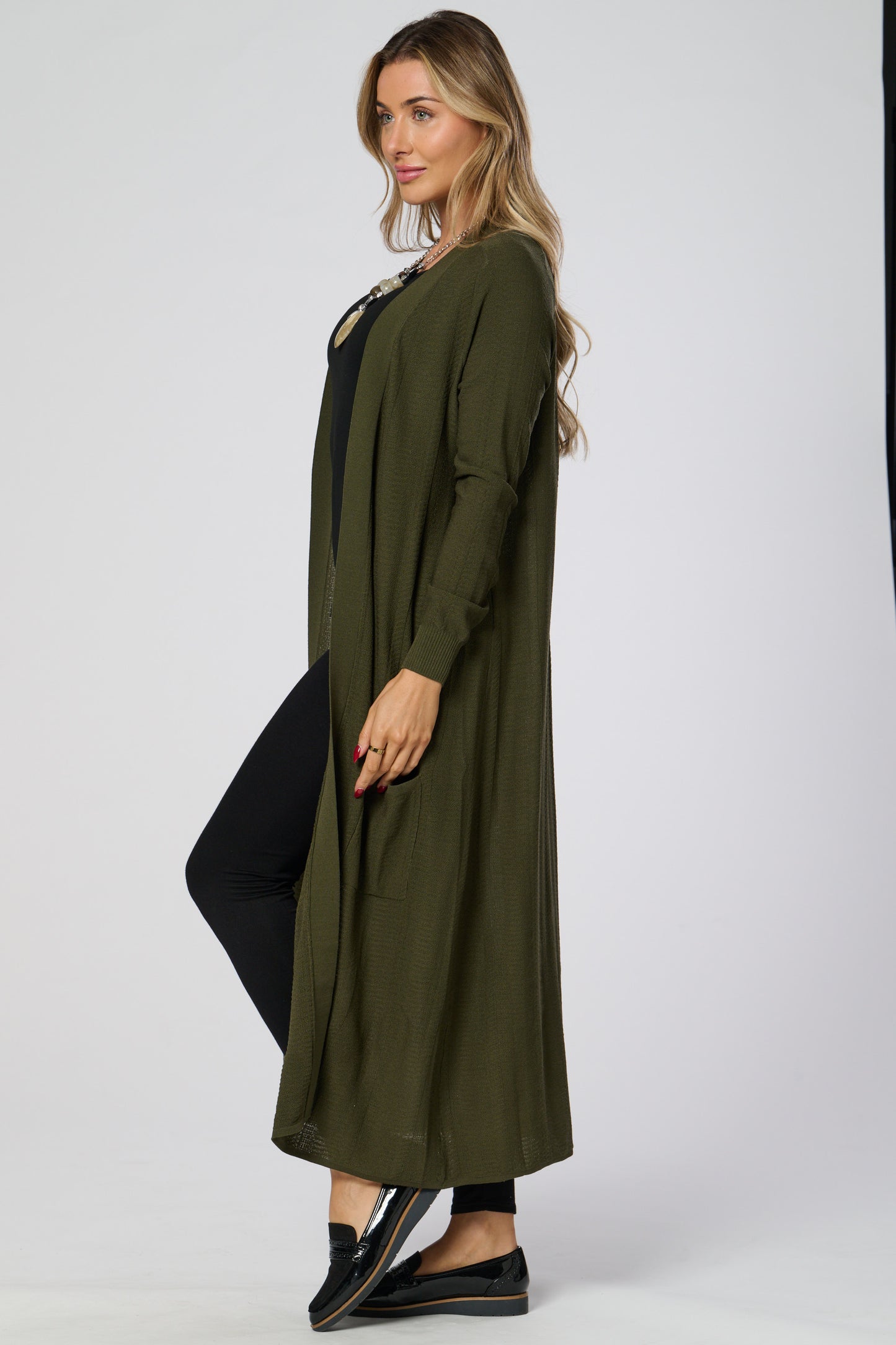 Long Knitted Cardigan With Pockets